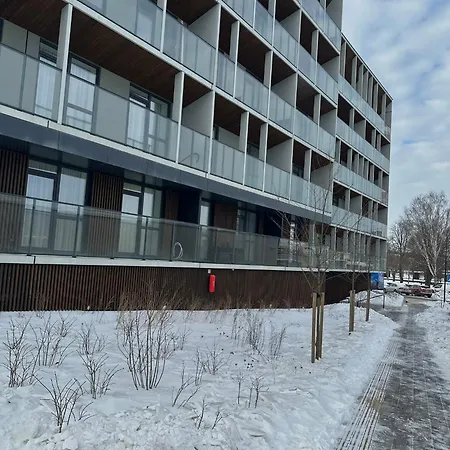 Lägenhet By The River