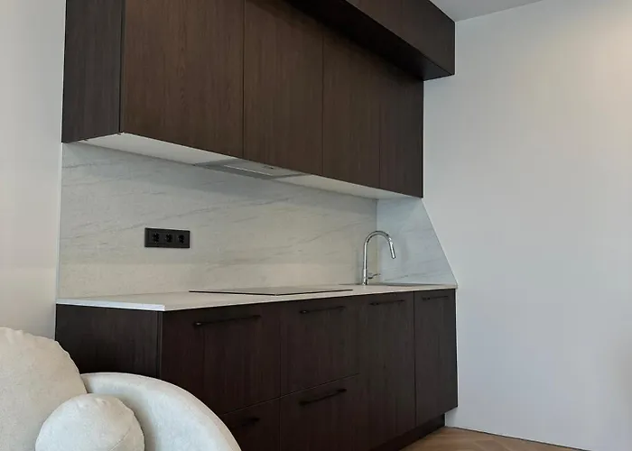 By The River Апартаменты