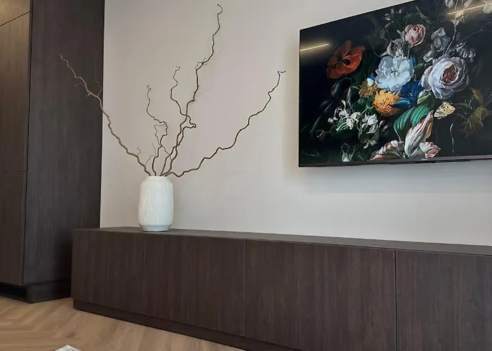 Апартаменты By The River